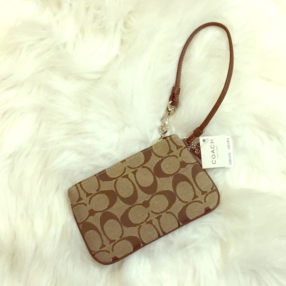 NWT: Coach Signature Skinny Wristlet